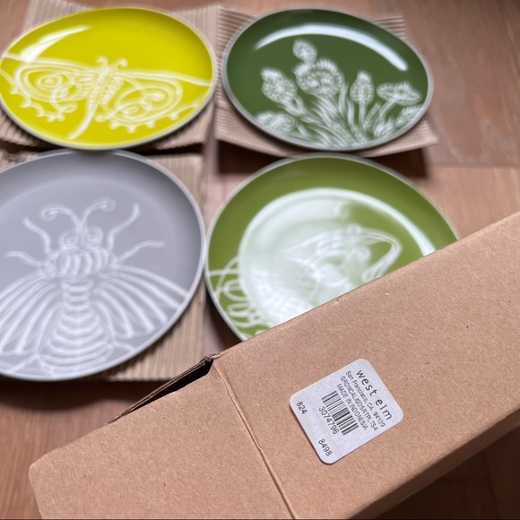 Brand New West Elm garden Calligraphy salad plates set of 4 designs - Picture 5 of 5